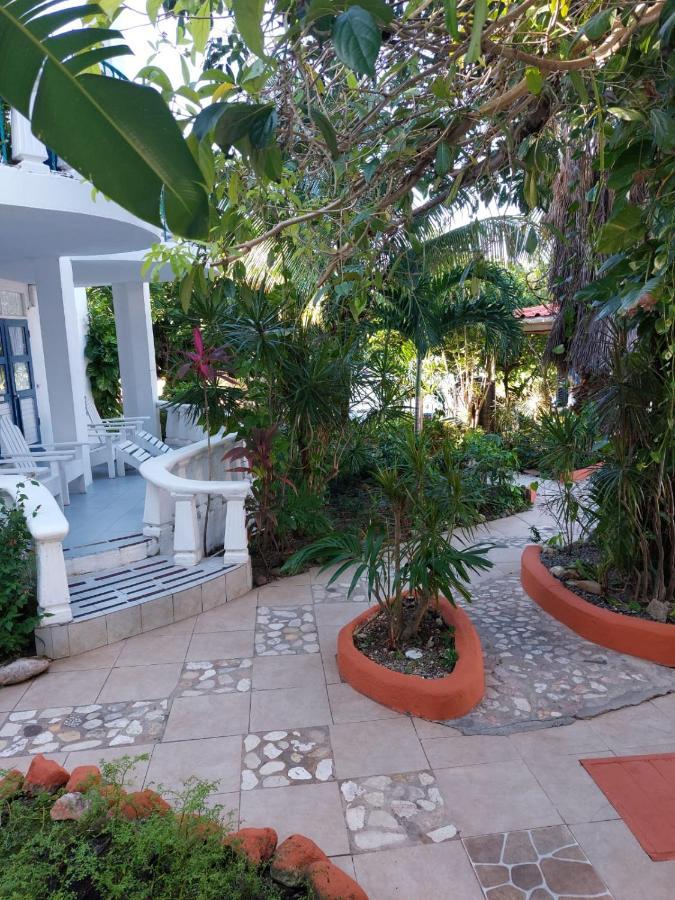 רנאוויי ביי Cozy Villa Escape מראה חיצוני תמונה